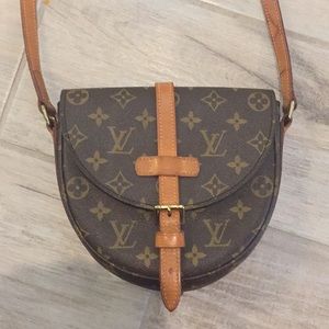 Louie Vuitton genuine cross body